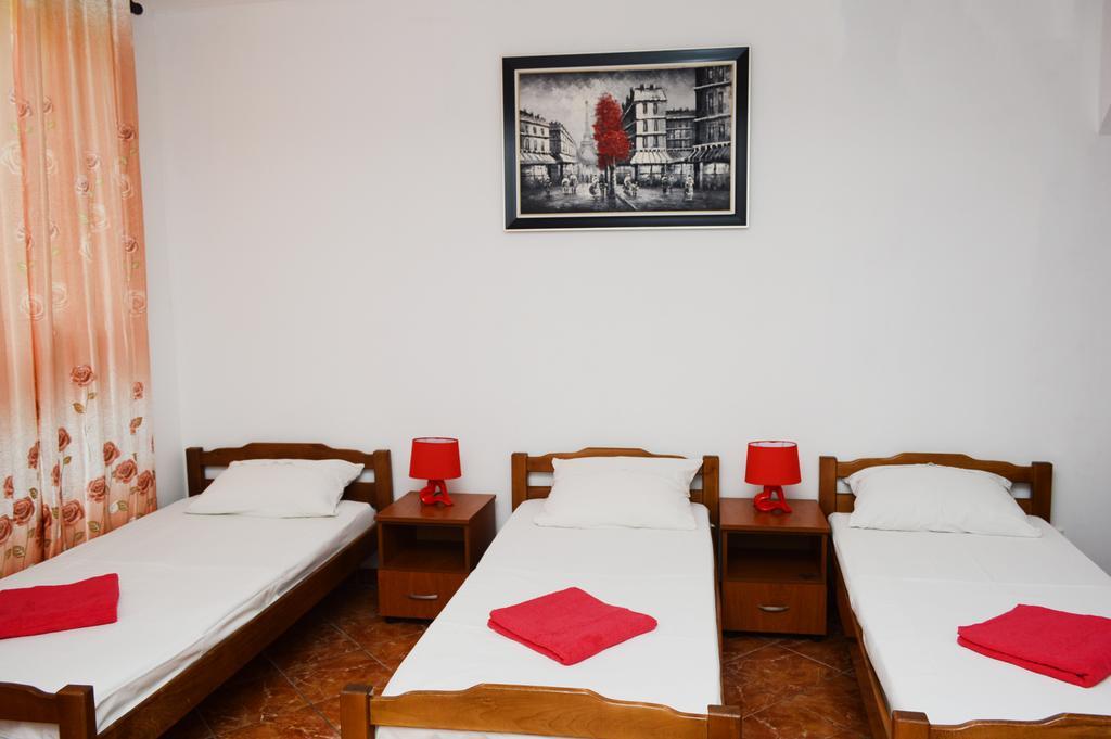 Guest House Lukac Бар Экстерьер фото